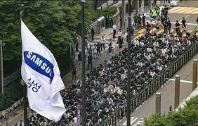 8 Ribu Lebih Pekerja di Samsung Korsel Mogok Kerja Tuntut Upah Naik