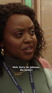 Lisa Hintze's Instagram, Twitter & Facebook