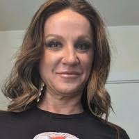 Erin Eilers's Instagram, Twitter & Facebook