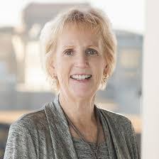 Beth Ayers's Instagram, Twitter & Facebook