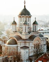Sfântul elefterie, cel care a trecut prin foc și a îmblânzit fiarele. Biserica Sf Elefterie Nou De Pe Malul DamboviÈ›ei Zona OperÄƒ Cotroceni E Unul Dintre LÄƒcaÈ™urile De Cult Care A Durat Cel Mai Mult SÄƒ Fie Finalizat Bucurestii Vechi Si Noi