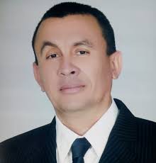 Al buen gallo, le sale un pollo jugao!