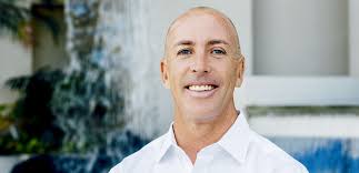 Craig Lovett's Instagram, Twitter & Facebook