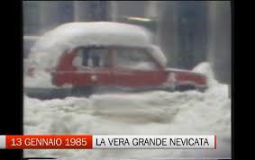 A distanza di anni per noi sarà sempre il giorno in cui c'è stata la grandinata! Ricordate La Grande Nevicata Dell 85 Mai Piu Vista In Citta Cosi Video Video Bergamo