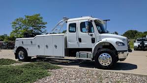 Shop our inventory of leading oem and after market heavy duty truck brands. Heavy Duty Tow Trucks Specifications Info Lynch Truck Center