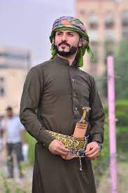 تتميز يمن شباب أنها تلقي الضوء على الأوضاع السياسية التي تحدث في اليمن وما تمر به من أزمات، كما تخصص جانب أيضاً للعالم الأوروبي والوطن العربي أجمع، كما أنها تحرص على بث بعض النشرات الإخبارية الرياضية وهذا ما جعلها من أفضل القنوات اليمنية وأكثرها متابعة. Ø§Ù„Ù…Ù‡Ù†Ø¯ Ø§Ù„ÙŠÙ…Ø§Ù†ÙŠ Muhanned Odhah Twitter