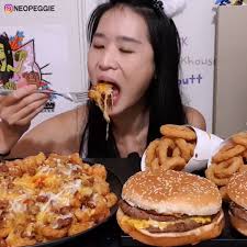 Eating Burger King's new Steakhouse King burger and made some Chili Cheese  Tater Tots! What's your favorite from Burger King?, Full Video:  https://bit.ly/30gHj1q