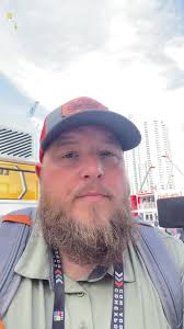 Whoop there it is #conexpo #foryou #bluecollar #cranes #construction  #operator #itbelikethat #roughiron