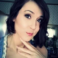 Whitney Hendrix's Instagram, Twitter & Facebook