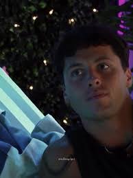 Brent Meads's Instagram, Twitter & Facebook