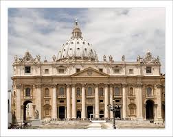 La sacristía de san pedro, la casa de los cánones y beneficiaries, así como el hospicio papal de santa marta, están conectados con la basílica por medio de dos pasajes cubiertos. Basilica De San Pedro Megaconstrucciones Extreme Engineering
