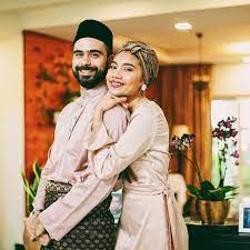 Yuna dan adam menikah pada 2018. 10 Potret Romantis Penyanyi Malaysia Yuna Dan Adam Sinclair