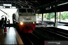 Daftar kereta api yang berangkat dari stasiun solo balapan tahun 2021 terbaru. Pt Kai Daop 4 Tambah Pemberhentian Kereta Api Di 5 Stasiun Merahputih