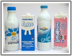 100 ml di latte parzialmente scremato apportano 46 calorie (kcal), equivalenti a 192,59 kjoule. Prova D Assaggio Latte Parzialmente Scremato Dissapore