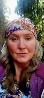 🌈 HIPPY SPRING RAINBOW FAMILY...How is Life treating you? Hope we can all  meet again in the near future. Lotsaluv Clare Starlight ✨️