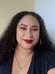 🎊 Felicitamos a la Joven Señora Alexa Thompson por estar festejando 🎂 un  año más de vida 💥 Dios la colme de muchas bendiciones 🙏 son los deseos de  su cuñada Lisbeth