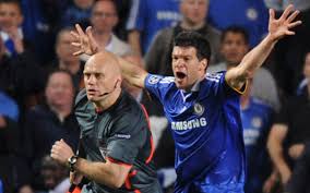 Women's champions league final latest score, goals and updates from fixture tonight. Chelsea Barca 2009 Semi Final Ref Admits To Mistakes But Says You Can T Remember My Career Just For That Game