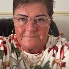 Love Island Australia Season 6: Dylan's Kissing Style and Tommy's Behavior