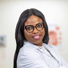 Lisa Proctor's Instagram, Twitter & Facebook