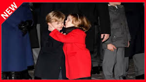 Épouse du prince souverain albert ii de monaco depuis 2011, elle est désormais connue comme la princesse charlène de monaco 1. Charlene De Monaco Nouvelle Apparition Craquante De Ses Jumeaux Jacques Et Gabriella Youtube