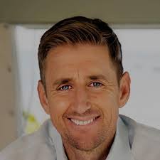 Mark Howard's Instagram, Twitter & Facebook