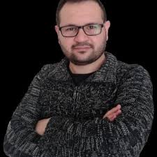 نحمد الله ونهنئ أنفسنا وإياكم بسلامة الاستاذ : #yassın_jokhadar ونجاته  وعائلته من زلزال تركيا متمنين له ولذويه الشفاء العاجل مبرمجي المستقبل  بانتظار مدربهم ❤️