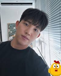 Hello I am looking for a life partner I'm 21 🖤