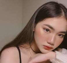 Aliyah mae (aliyahmaenaro)