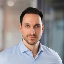 Alexander Hirsch's Instagram, Twitter & Facebook