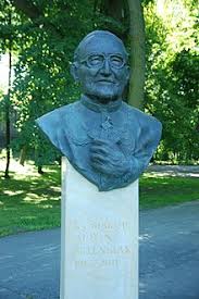 Then, he became professor at stefan batory university in wilno. Liste Der Gerechten Unter Den Volkern Aus Polen Wikipedia
