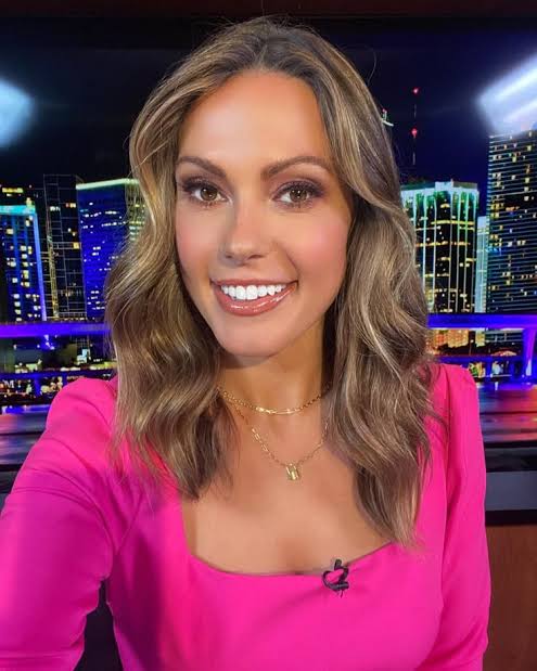 Lisa Boothe on Instagram: “Coming up with @seanhannity on @foxnews! 📺”