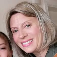 Joanne Goss's Instagram, Twitter & Facebook