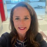 Amber Hettinger's Instagram, Twitter & Facebook