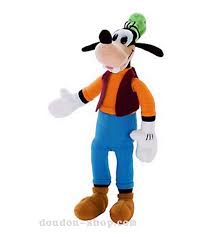 Peluche Dingo De Disney Chez Doudou Shop Com Extrême skateboarding (disney's extremely goofy skateboarding) est un jeu vidéo sorti en septembre 2001 pour pc. peluche dingo de disney