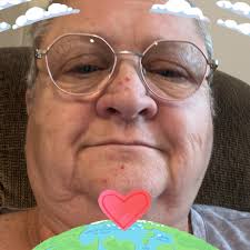 Looking for apples if anyone has some they want to get rid of.