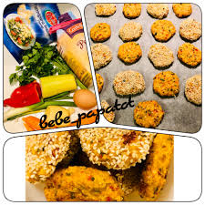 Cand morcovul e fiert pe jumatate, se adauga mazarea si porumbul. Mic Dejun Cina Bebe 10 Luni Chiftelute Din Legume Mingiute Bebelusesti Bebe Papa Tot