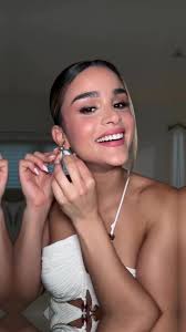 Clarissa Molina: This Is Me Now