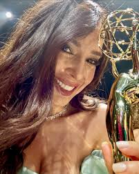 Revista Conexiones Miami, FL. “Mujeres Dominicanas Exitosas” Producción  General y Ejecutiva: David Estephan & Karla Tosta [ KD PRODUCTIONS ]  Fotografía: Karla Tosta Makeup: Nathalia Beras, The Face Professionals  Dirección Estilismo: Maria