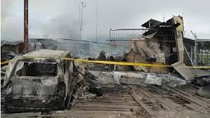 Selain demam berdarah biasa, jenis nyamuk ini pun dapat membuat orang terkena dbd. Dogiyai Papua Bergolak 10 Rumah Dibakar 2 Tni Dan 2 Warga Sipil Kena Panah Bagian 2