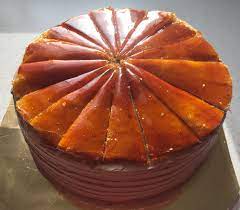 Mangóhabos torta mangóhabos, mangózselés, nagyon könnyű, különlegesen izgalmas ízvilágú torta mandulalisztből készült piskótával. Sutemeny Created