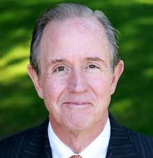 STAFF & PROFESSIONAL TEAM