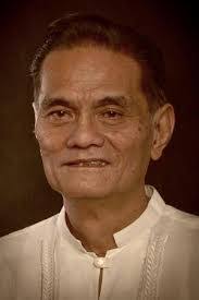 Warren Mclean's Instagram, Twitter & Facebook