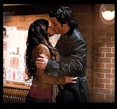 Pin By Kristyn On Smallville Smallville Kristin Kreuk Smallville Erica Durance
