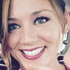 danielle szabo (SzaboMakingface@)