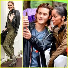 On her 25 th birthday, rene proposed and the two wed the following year. Rene Charles Angelil Photos News And Videos Just Jared Page 2