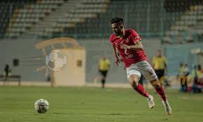 قام شوقي غريب المدير الفني للمنتخب الوطني الأولمبي، بتوبيخ صلاح محسن لاعب منتخب مصر على إثر اعتراضه. Filgoal ØµÙ„Ø§Ø­ Ù…Ø­Ø³Ù† Ù„Ø§Ø¹Ø¨ Ù†Ø§Ø¯ÙŠ Ø§Ù„Ø£Ù‡Ù„ÙŠ