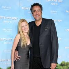 Brad garrett (born brad h. Brad Garrett Is Engaged Its The Vibe
