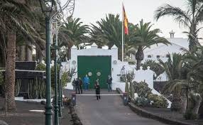 Resultado de imagen de FOTOS DEL PALACIO DE LANZAROTE DONDE ESTA PEDRO SÁNCHEZ