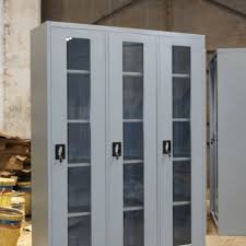 Lemari besi 3 rak pintu ayun (ad.022) lemari besi 3 rak pintu ayun rione, hadir dengan ukuran yang memadai untuk menyimpan dokumen dan buku yang tidak terlalu banyak. Jual Lemari Arsip Besi Kaca 3 Pintu Medan Sumut Kota Medan Wira Utama Tokopedia