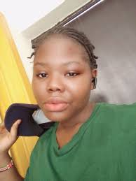 Wife material should be tall the others are thieves 🤣🤣🤣